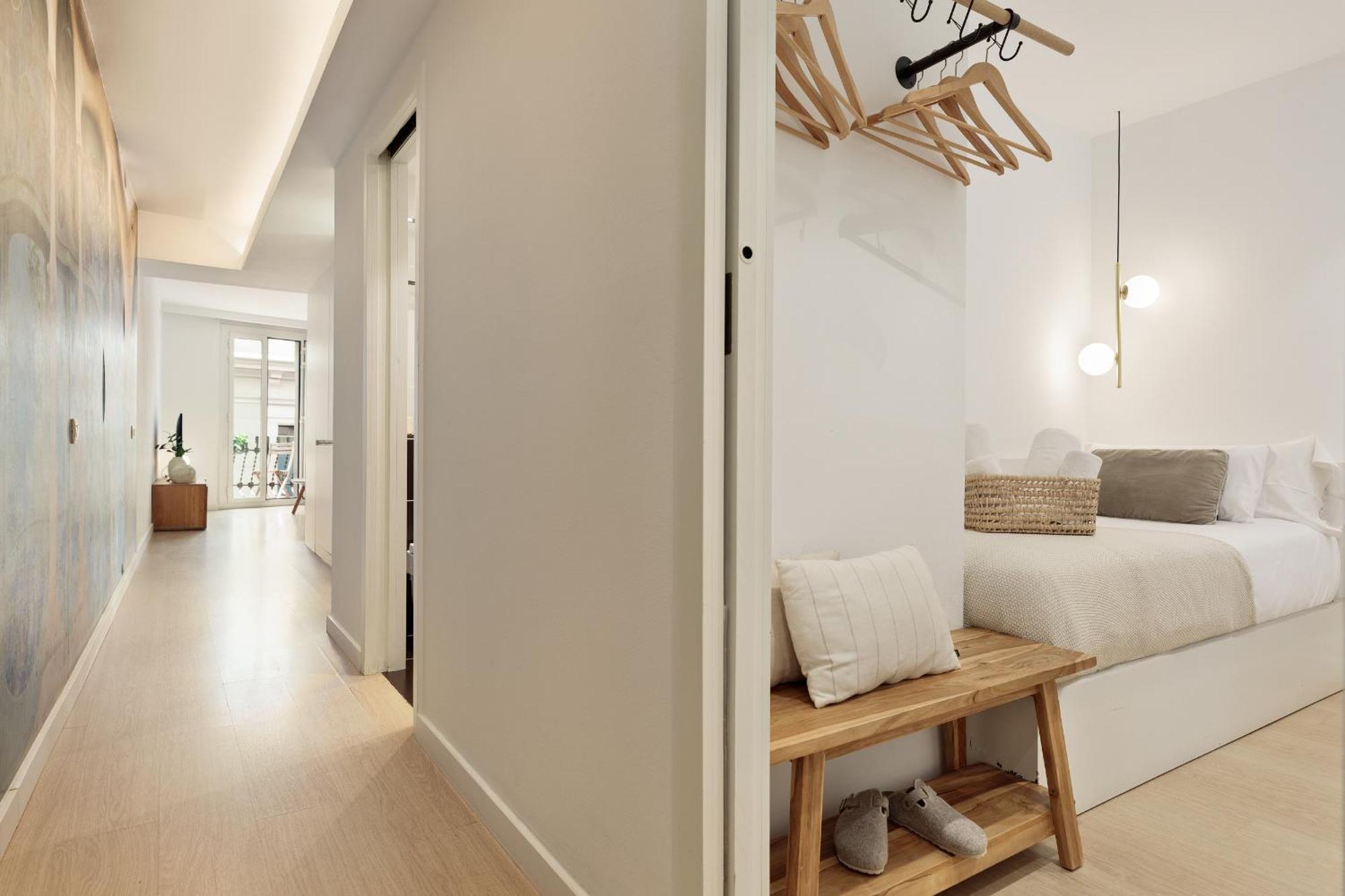 Ola Living Santa Anna Apartment